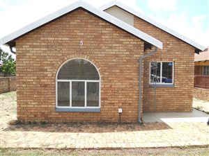 3 Bed House in Lindo Park