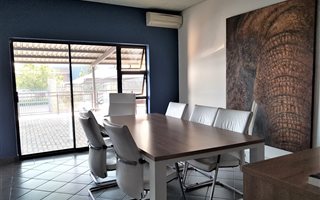 Commercial space in North Riding