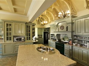 5 Bed House in Sandhurst