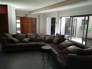 7 Bed Apartment in Buccleuch