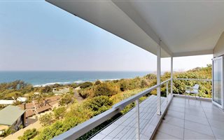 7 Bedroom House in Zinkwazi Beach