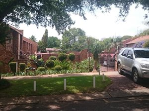 2 Bed Duplex in Sunnyside