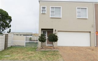 3 Bedroom House in Somerset Ridge