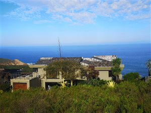 8 Bed House in Oubaai and surrounds