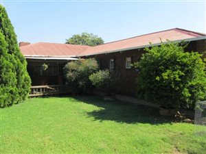 3 Bed House in Vanderbijlpark CE2