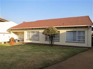 3 Bed House in Woodmere