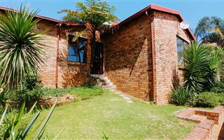 3 Bedroom Townhouse in Rangeview