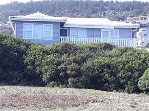 5 Bed House in Glentana