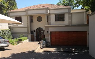 4 Bedroom Cluster in Hyde Park