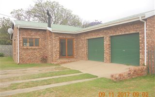 3 Bedroom House in Cradock