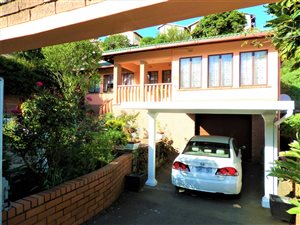 3 Bed House in Shallcross
