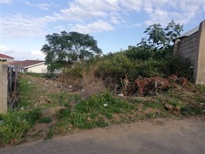 422 m² Land available in Lovu