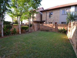 3 Bed Townhouse in Oukraal Estate