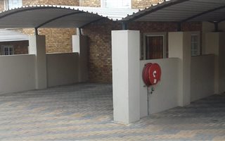 3 Bedroom Duplex in Kosmosdal