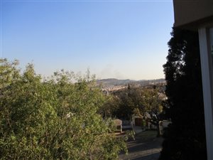 2 Bed Townhouse in Ridgeway