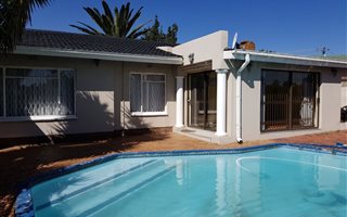 3 Bedroom House in Roseacre
