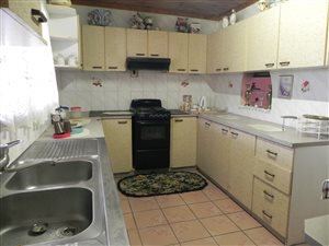 3 Bed House in Sunford