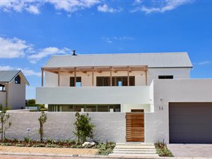3 Bed House in Fernkloof