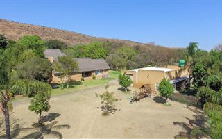 1.4 ha Farm in Hartbeespoort Dam