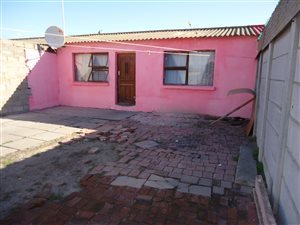 2 Bed House in Langa