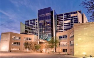 1798 m² Office Space in Sandown