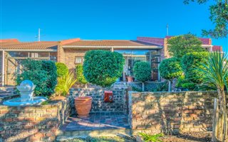 2 Bedroom Townhouse in Walmer Heights