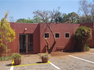 275 m² Commercial space in Raslouw