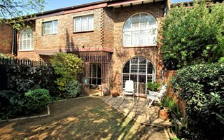 3 Bedroom Duplex in Glenanda