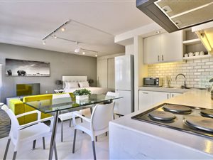 Studio Apartment in City Bowl