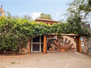 3 Bed House in Florida Hills
