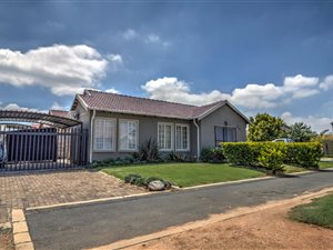 3 Bed House in Kempton Park West