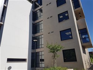 210 m² Commercial space in Westdene