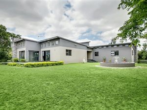 4 Bed House in Beaulieu