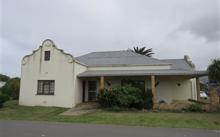 4 Bedroom House in Stanford