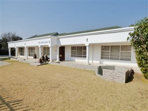 345 m² Office Space in Bardene