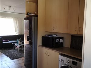 2 Bed Apartment in Edenglen
