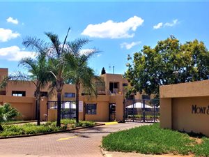 1 Bed Apartment in Waterkloof Ridge