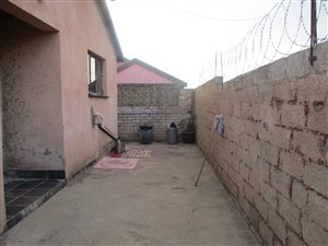 3 Bed House in Jabulani