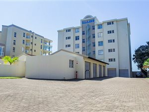 4 Bed Apartment in Margate