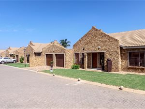 2 Bed House in Denneoord