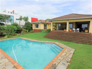 5 Bed House in Athlone Park