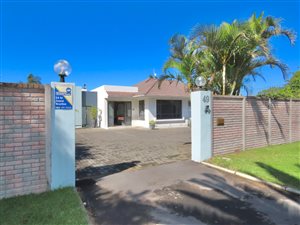 340 m² Office Space in Beacon Bay