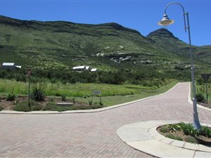 1400 m² Land available in Clarens Golf And Trout Estate