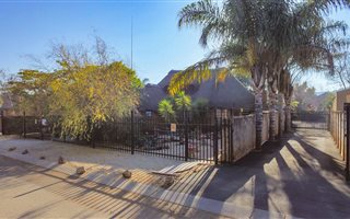 3 Bedroom House in Pierre van Ryneveld