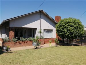 6 Bed Duet in Capital Park