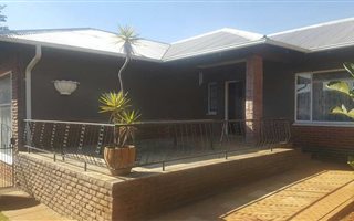 4 Bedroom House in Wentworth Park