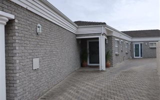 8 Bedroom House in Haasendal