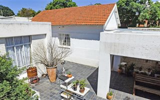 4 Bedroom House in Linden