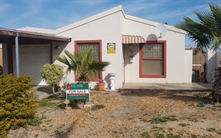 2 Bedroom House in Protea Village