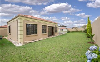 2 Bedroom Townhouse in Blue Hills